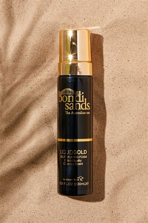 Self Tanning Foam Liquid Gold .